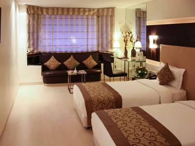 Quality Inn Residency