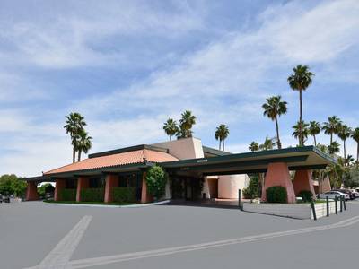 Travelodge by Wyndham Palm Springs 