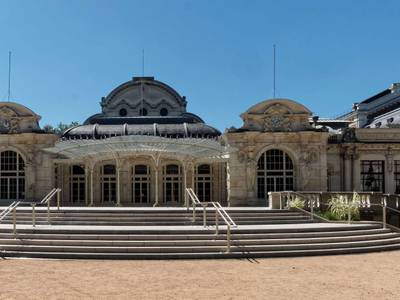 Hotel The Originals Vichy Les Nations