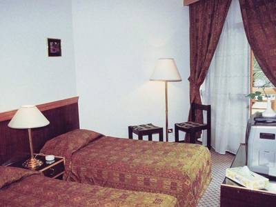 Aracan Pyramids Hotel