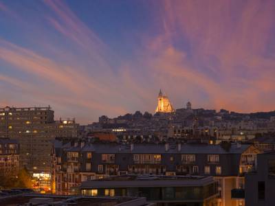 Hotel The Originals Paris Maison Montmartre
