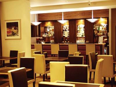 Ten Hill Place Hotel, Best Western Premier Collection