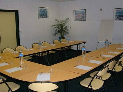 Hôtel Kyriad Paris Sud - Arcueil Cachan