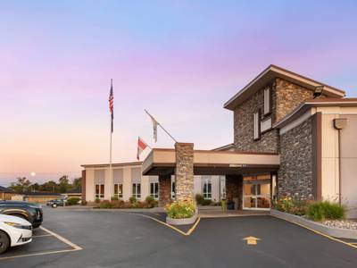 Best Western Summit Inn