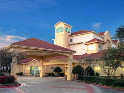 La Quinta Arlington South