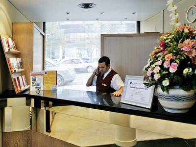 Le Parisis Paris Tour Eiffel