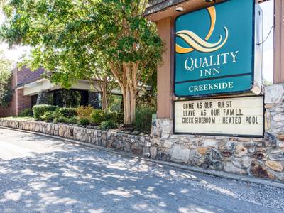 Quality Inn Creekside