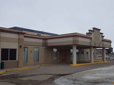 Chateau Regina & Suites