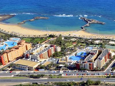 Elba Carlota Beach & Convention Resort