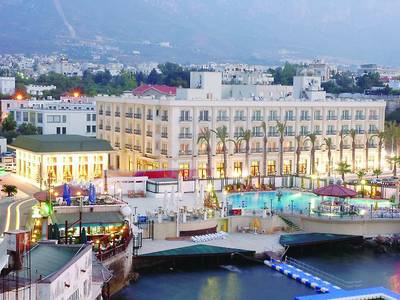 Rocks Hotel & Casino