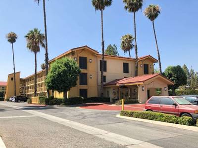 Super 8 by Wyndham San Bernardino