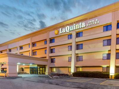 La Quinta Inn & Suites Chicago Gurnee