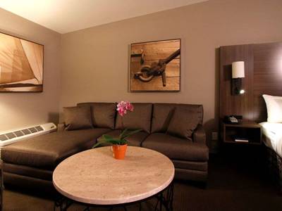 Executive Inn & Suites Oakland