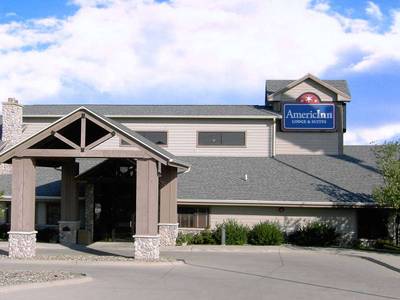 AmericInn Lodge & Suites