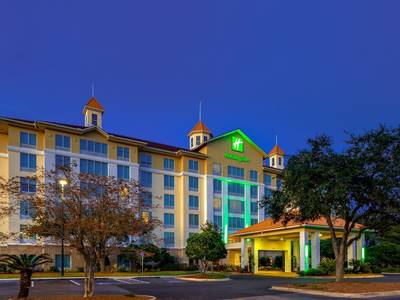 St. Augustine Hotel & Suites