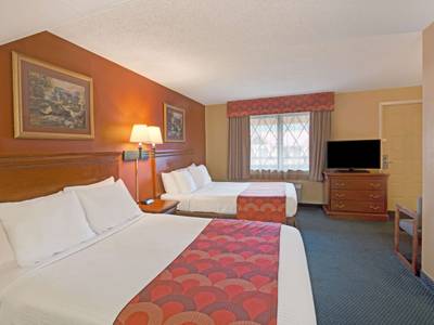 Super 8 Downtown Gatlinburg Convention Center