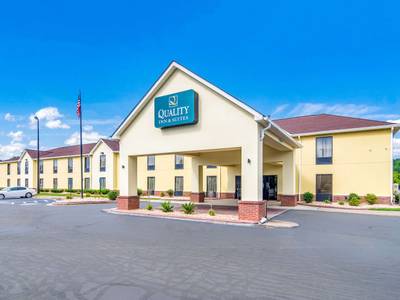 Econo Lodge Inn & Suites