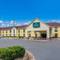 Econo Lodge Inn & Suites