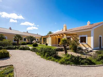 Porto Dona Maria Resort & Golf