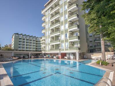 Blue Sky Hotel & Suites