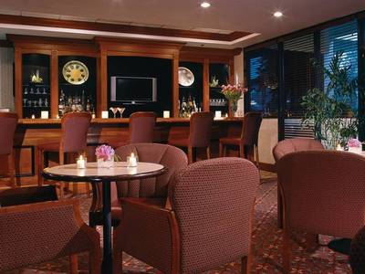 Courtyard Lake Buena Vista at Vista Centre