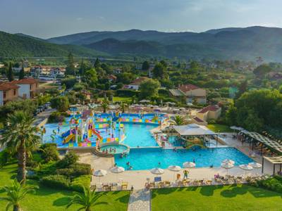 Cronwell Platamon Resort