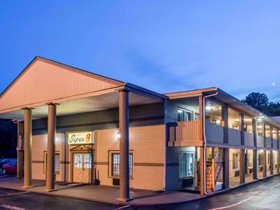 Super 8 Old Saybrook