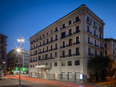 UNAHOTELS Napoli
