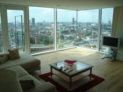 Marlin Apartments Empire Square