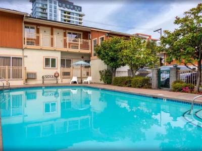 Comfort Inn & Suites North Vancouver