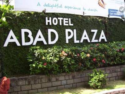 Abad Plaza