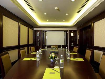 Royale Chulan The Curve