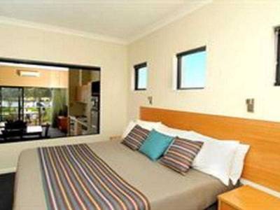 Assured Ascot Quays Apartment