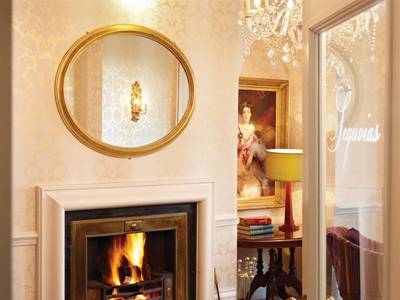 New House Country Hotel