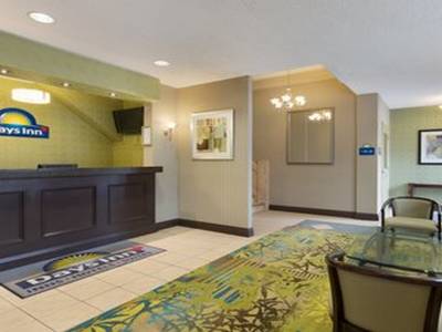 Days Inn by Wyndham Toronto East Beaches
