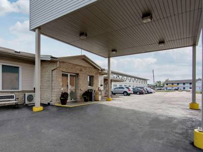 Econo Lodge Thunder Bay