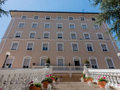 Hotel Helvetia Thermal & Spa