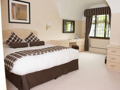 De Vere Horwood Estate