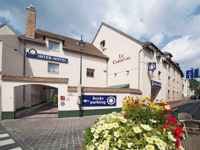 Hotel The Originals City Rueil Centre