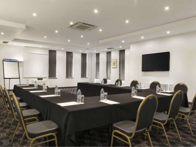 Ramada Warwick Hotel & Conference Centre