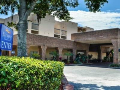 Baymont Inn & Suites Tampa near Busch Gardens/USF
