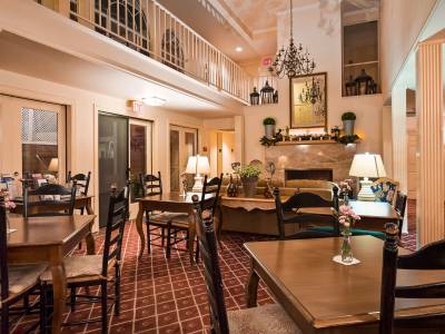 Best Western Plus Elm House Inn