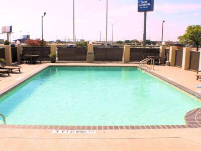 Best Western Inn & Suites