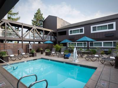 Best Western Plus Inn at the Vines