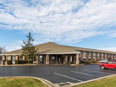 Baymont Inn & Suites Louisville South I 65