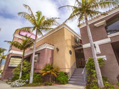 Crimson Hotel Manhattan Beach