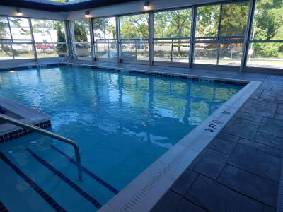 Holiday Inn Express & Suites Milford