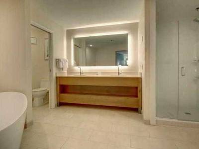 Courtyard by Marriott Solana Beach