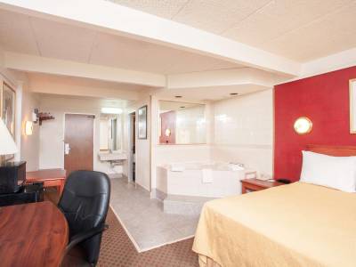 Days Inn Columbia I-70