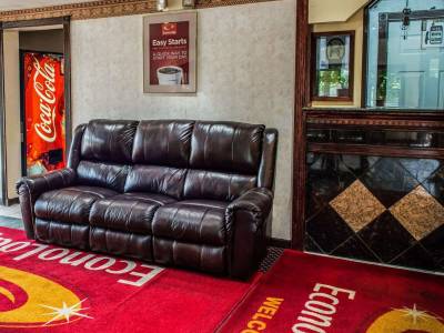 Econo Lodge Pittsburgh